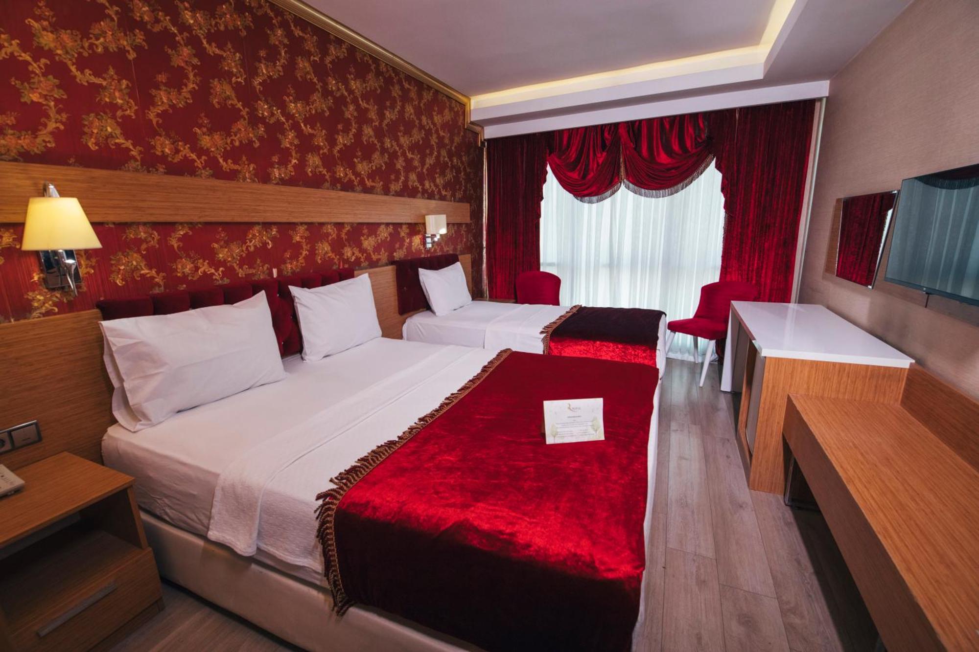 Royal Mersin Otel Екстериор снимка